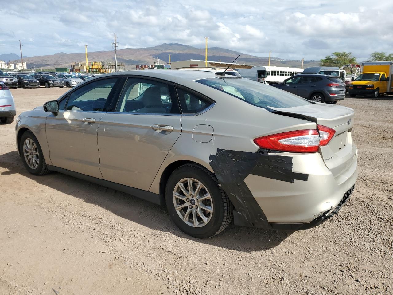 FORD FUSION S