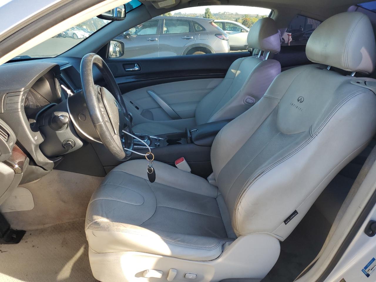 INFINITI Q60 JOURNEY