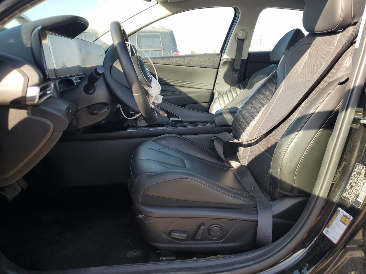 HYUNDAI ELANTRA LIMITED