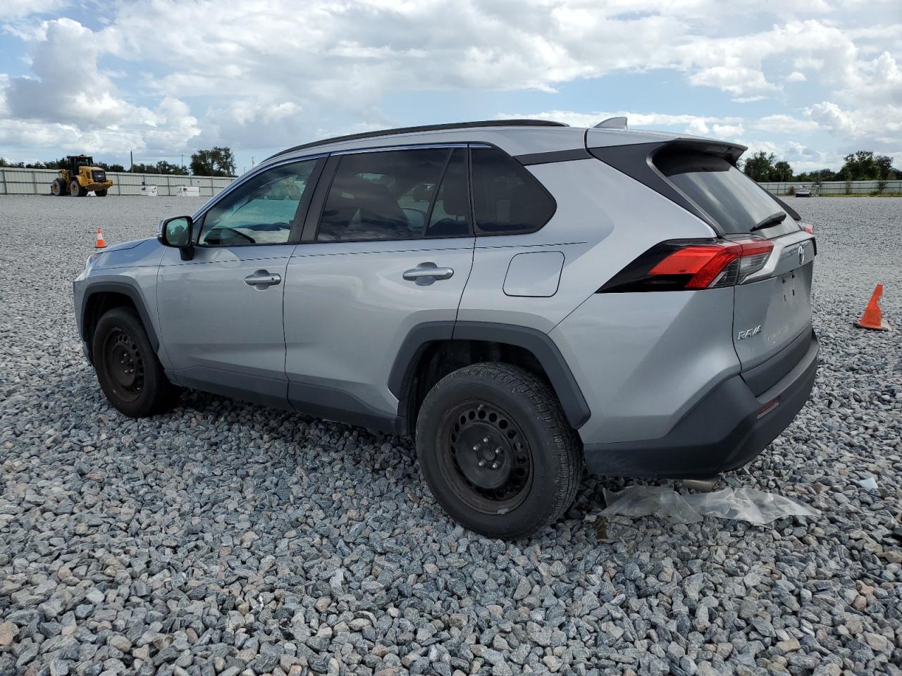 TOYOTA RAV4 LE