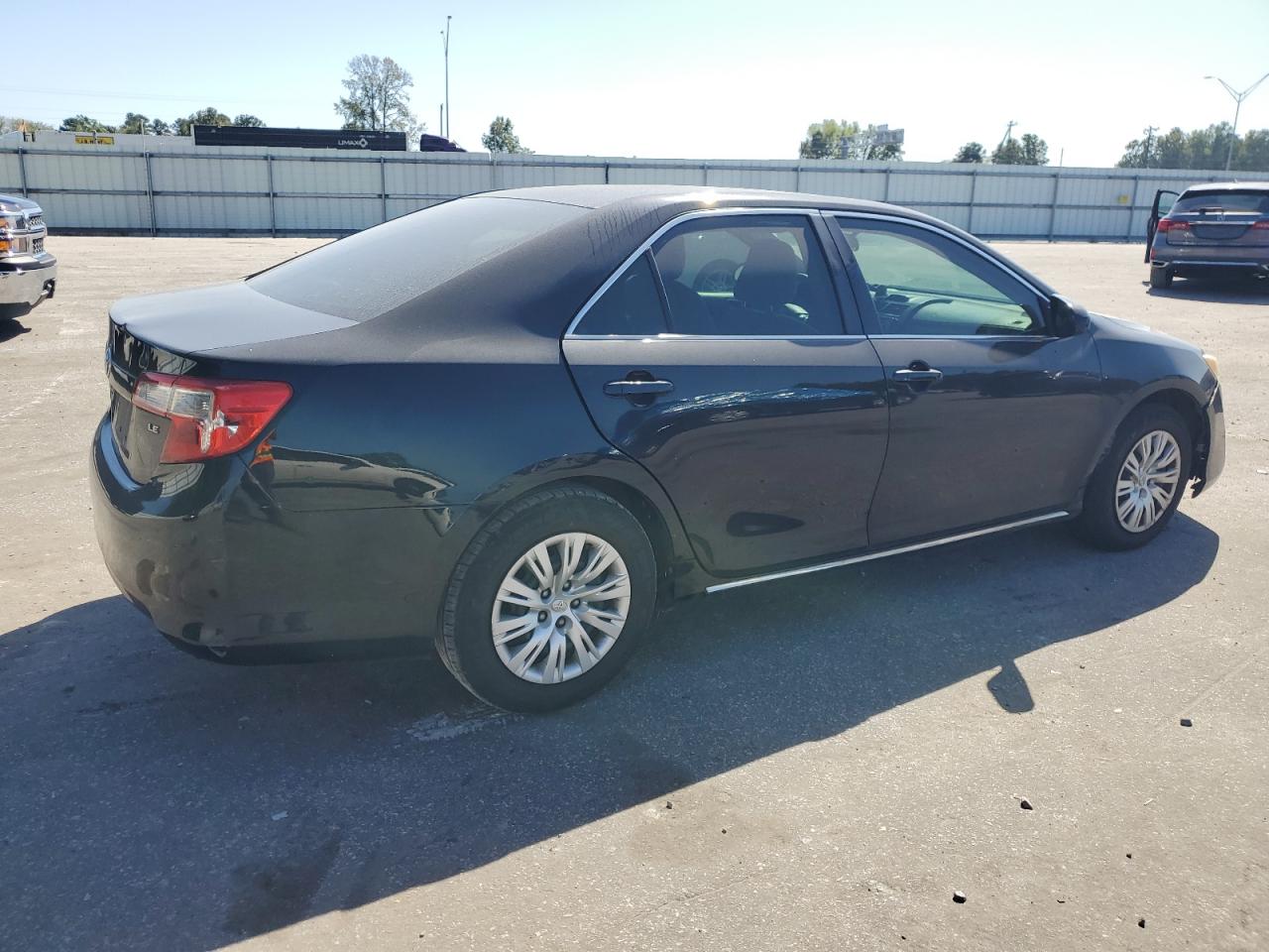 TOYOTA CAMRY L