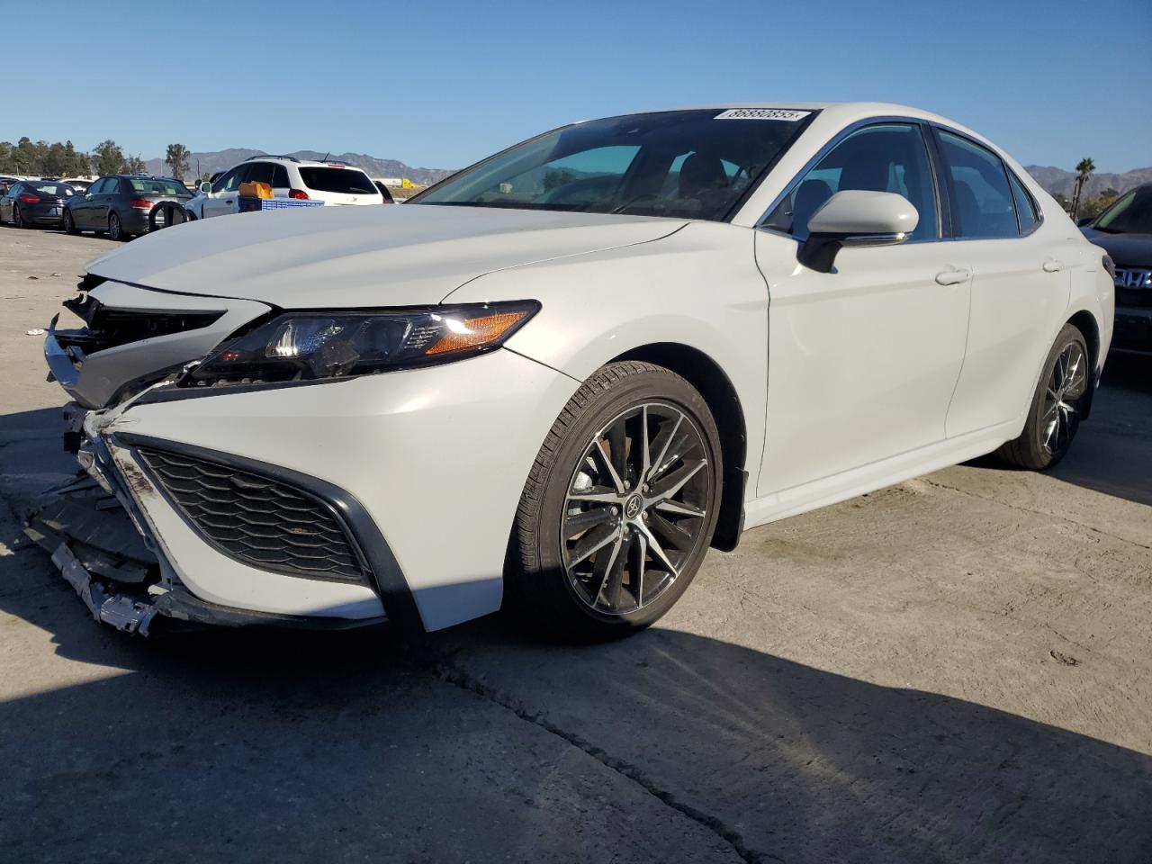 TOYOTA CAMRY SE NIGHT SHADE