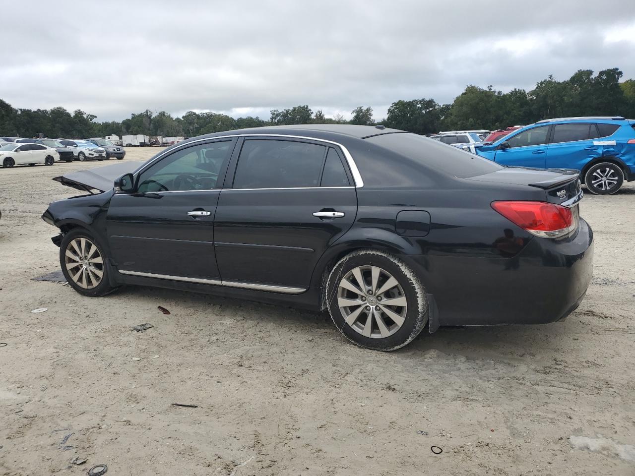 TOYOTA AVALON BASE