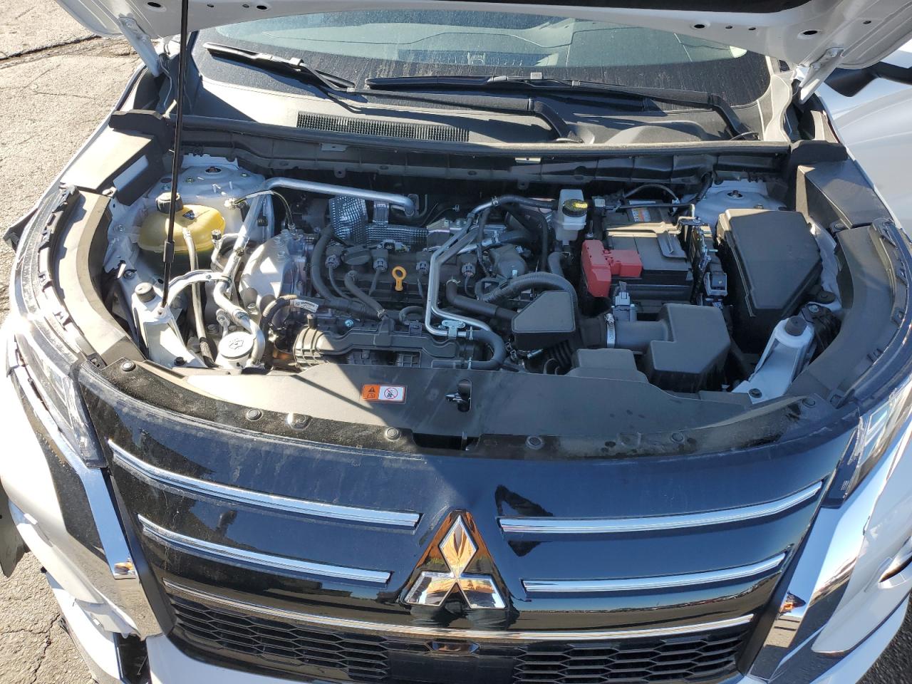 MITSUBISHI OUTLANDER ES