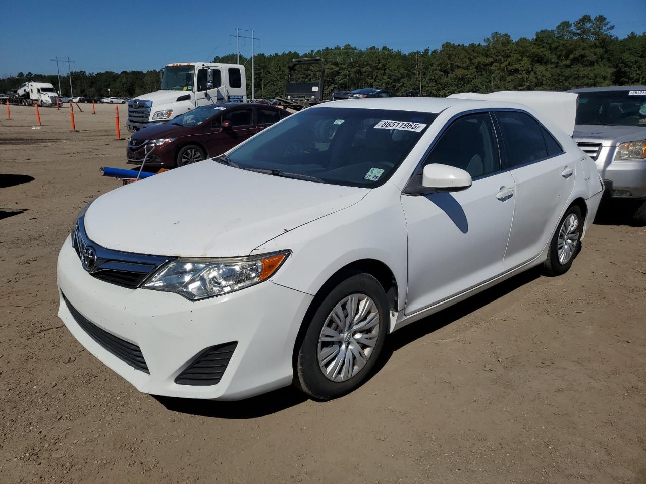 Lot #3318890934 2012 TOYOTA CAMRY BASE