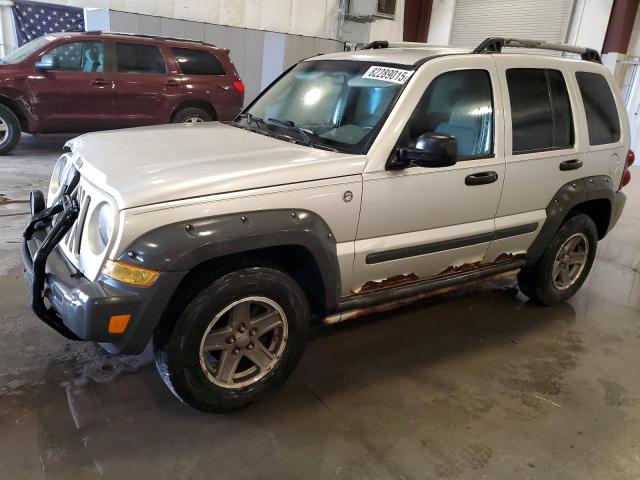 Global Auto Auctions: 2005 JEEP LIBERTY RENEGADE