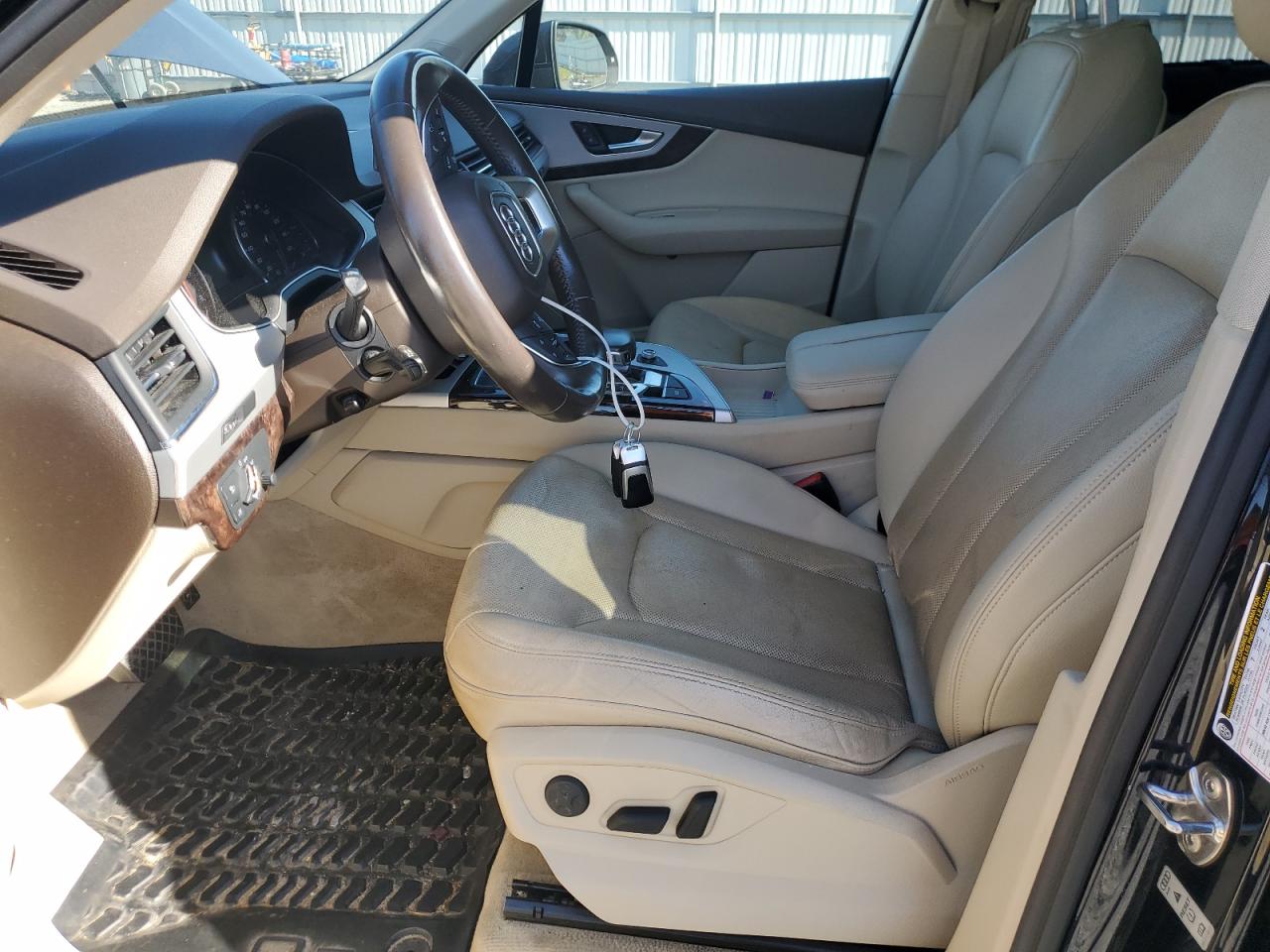 AUDI Q7 PREMIUM PLUS