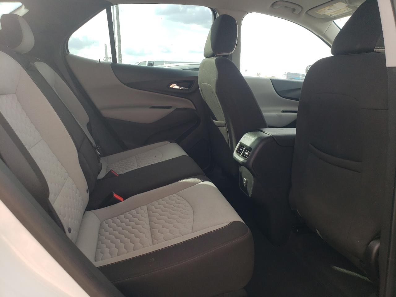 CHEVROLET EQUINOX LS