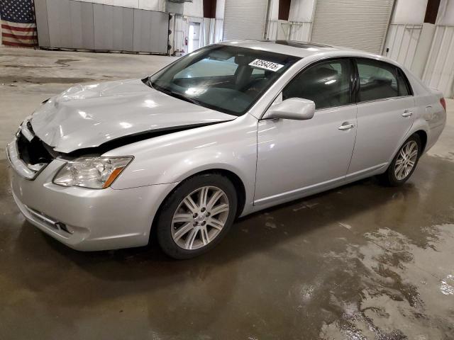 Global Auto Auctions: 2005 TOYOTA AVALON XL