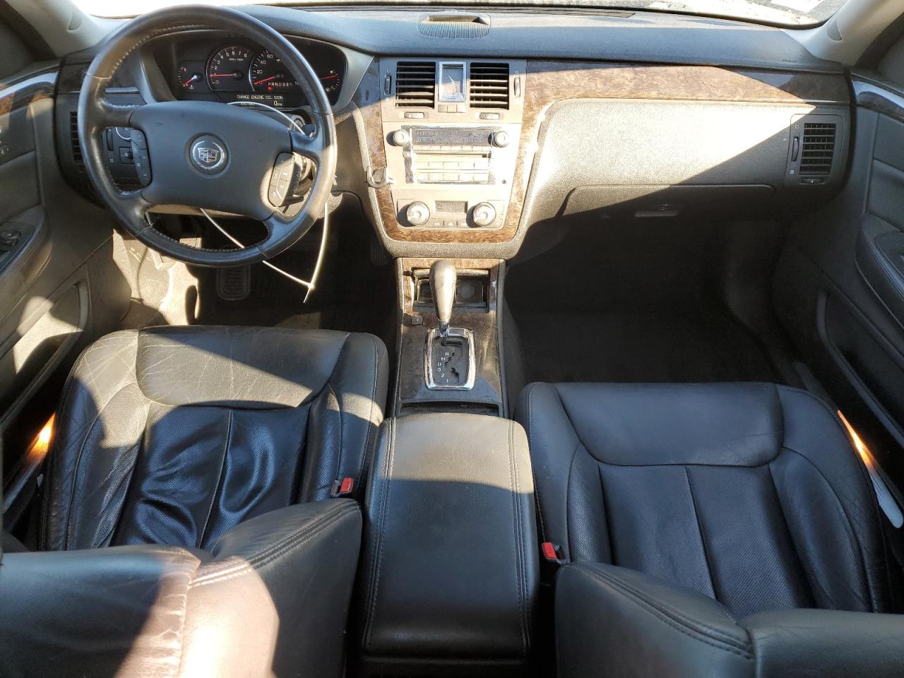 CADILLAC DTS LUXURY COLLECTION