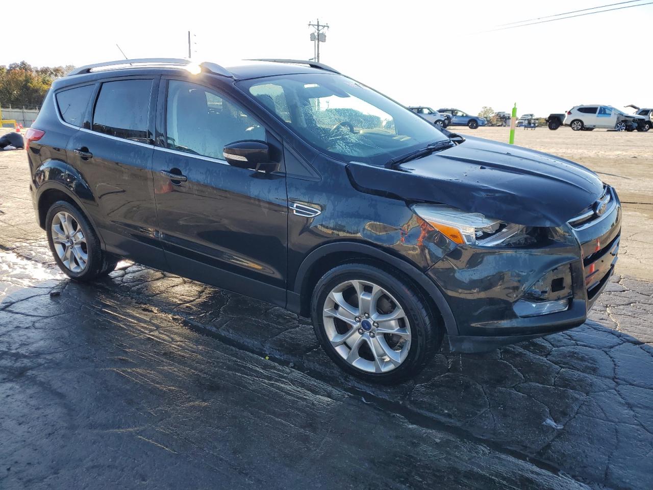 FORD ESCAPE TITANIUM