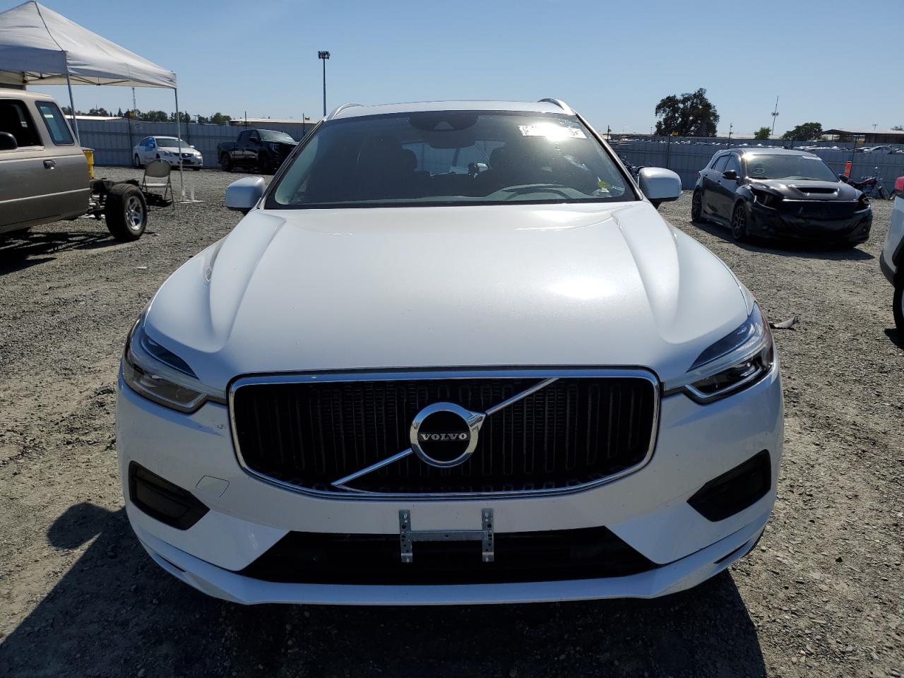 VOLVO XC60 T5 MOMENTUM
