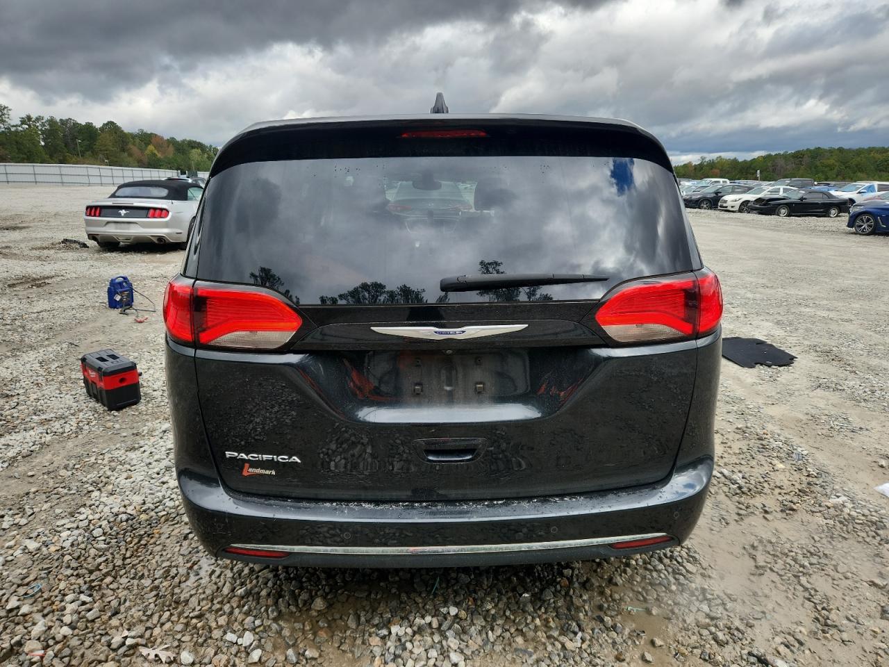 CHRYSLER PACIFICA TOURING PLUS