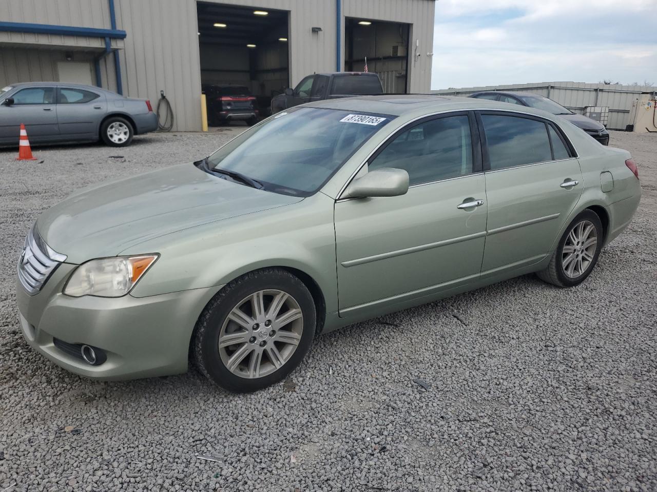 Lot #3282621060 2009 TOYOTA AVALON XL
