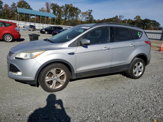 Global Auto Auctions: 2013 FORD ESCAPE SE