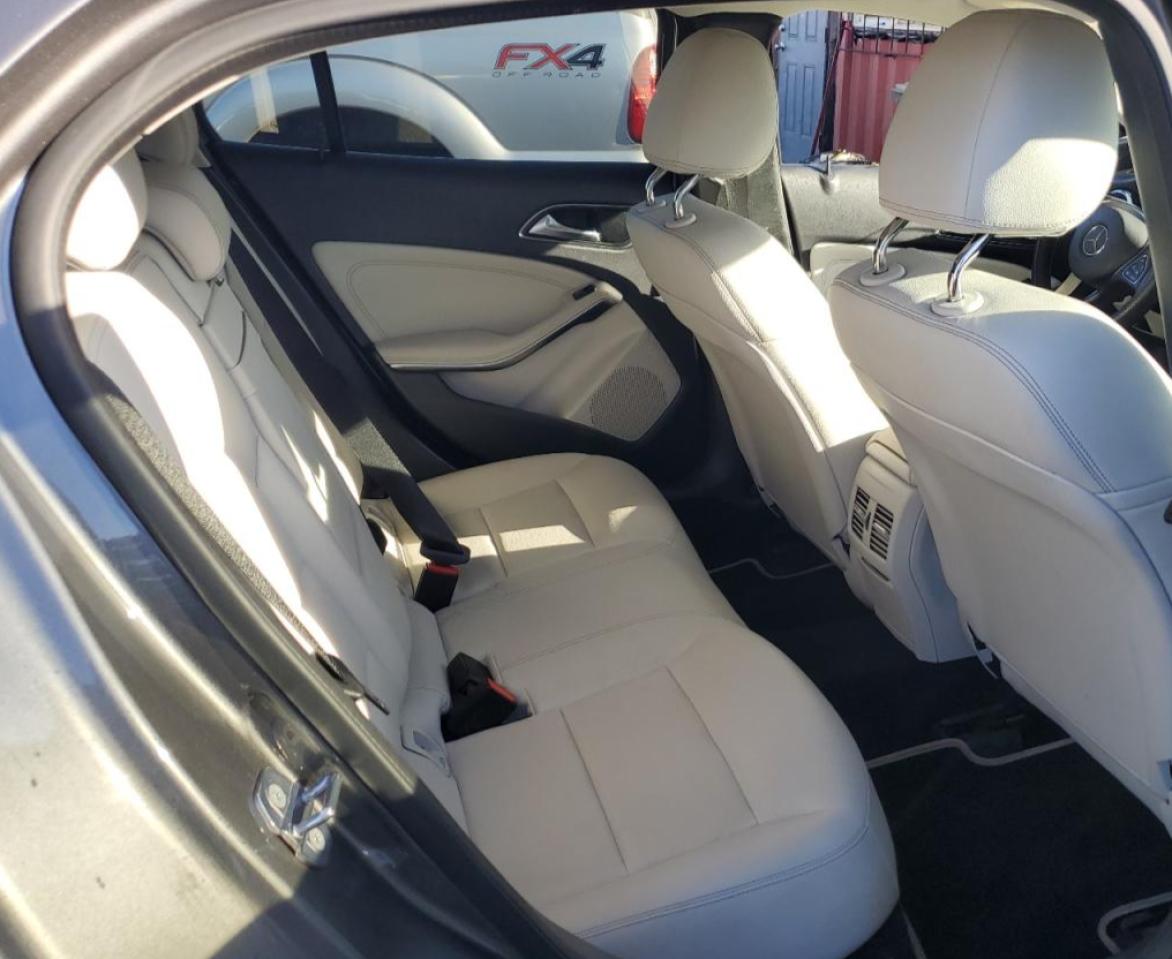 MERCEDES-BENZ GLA-CLASS 250