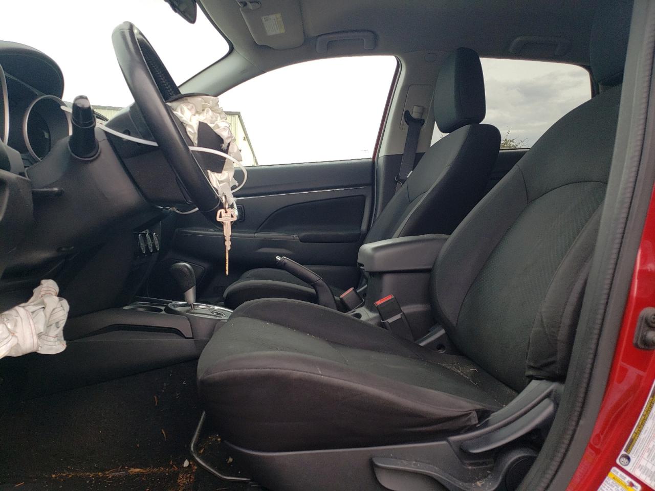 MITSUBISHI OUTLANDER ES