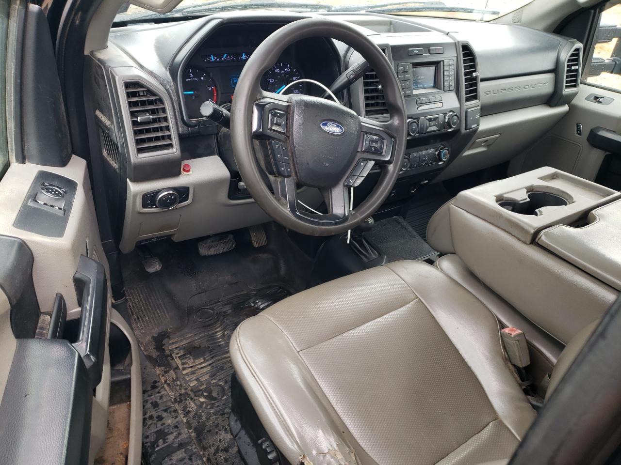 FORD F-550 SUPER DUTY