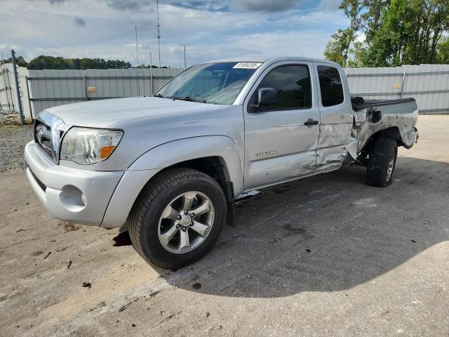Global Auto Auctions: 2005 TOYOTA TACOMA PRERUNNER ACCESS CAB