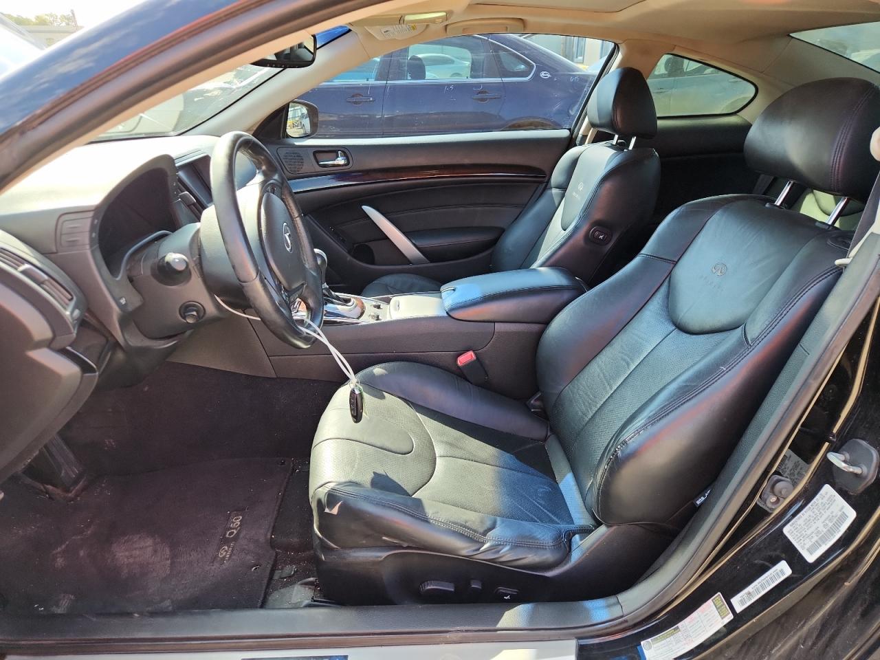 INFINITI Q60 JOURNEY