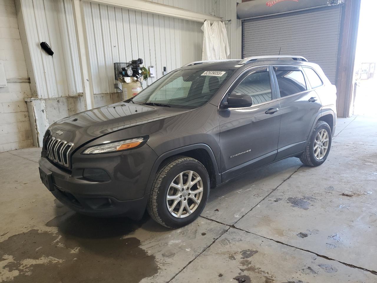 JEEP GRAND CHEROKEE LATITUDE PLUS
