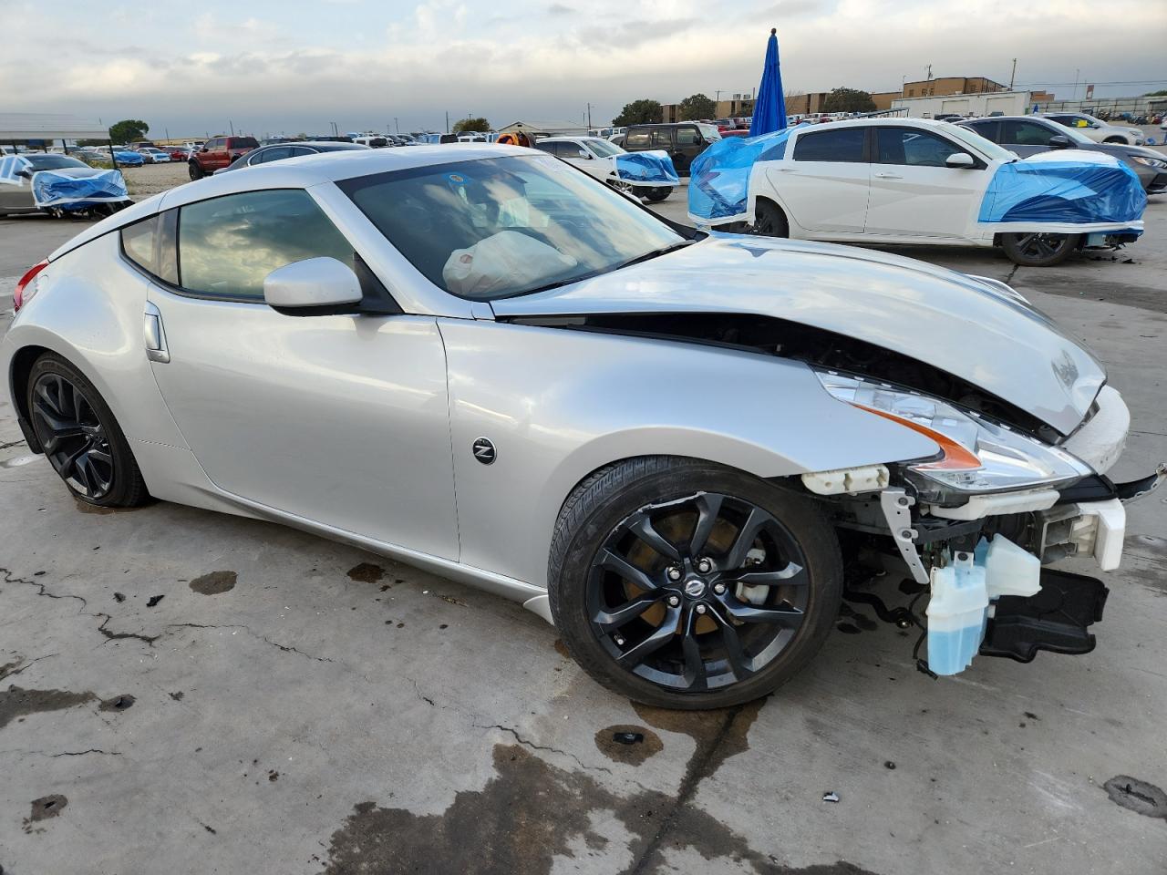 NISSAN 370Z BASE