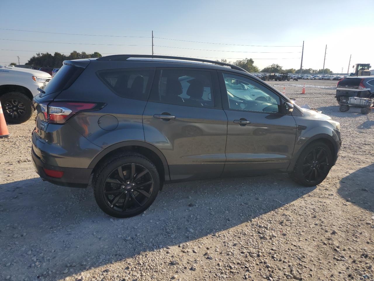FORD ESCAPE TITANIUM
