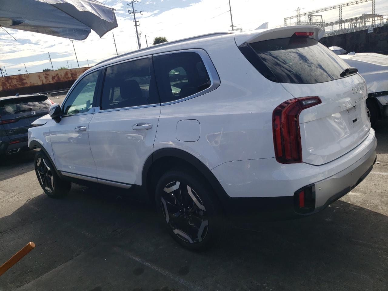 KIA TELLURIDE S