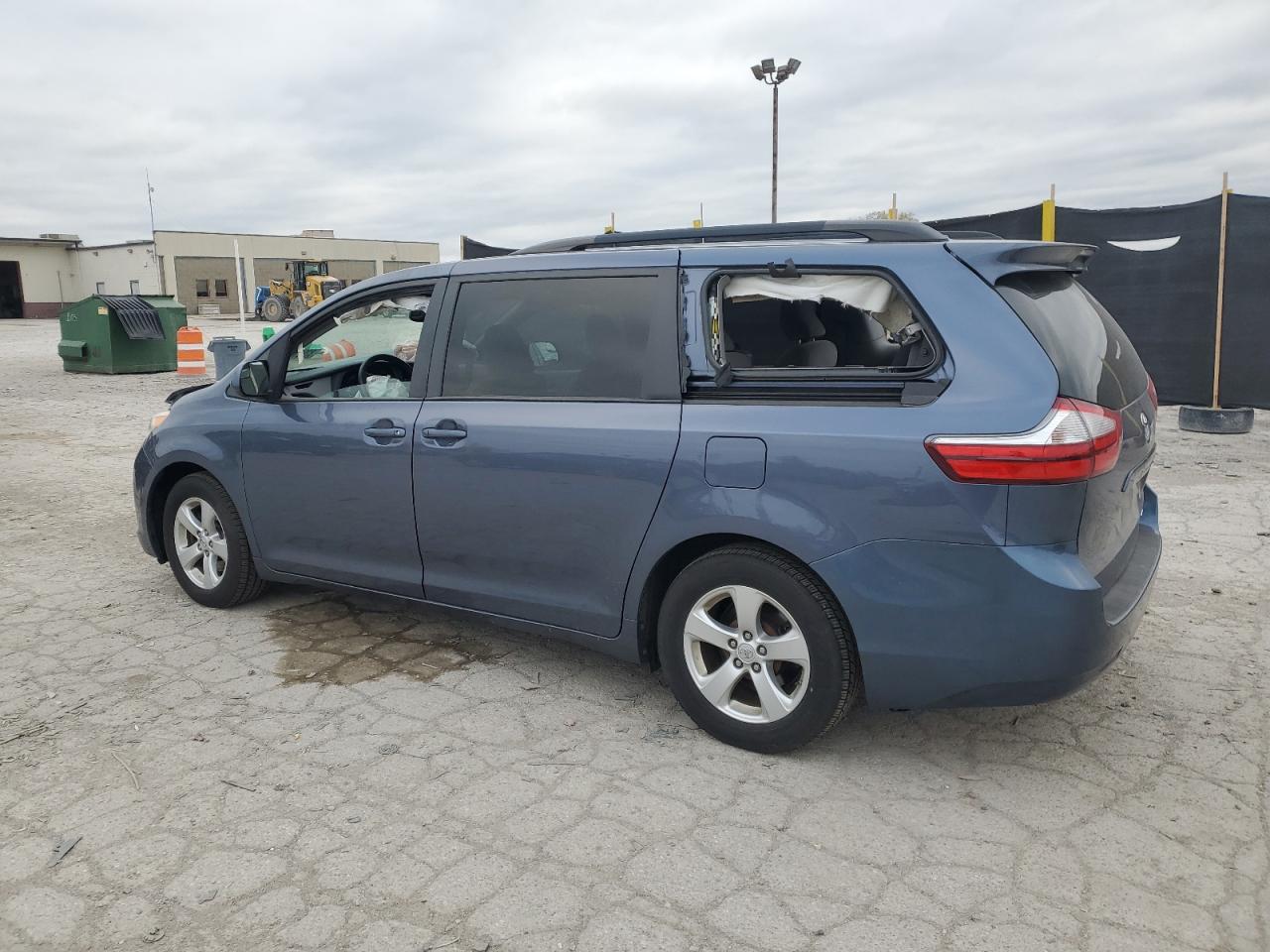 Lot #3287616007 2016 TOYOTA SIENNA LE