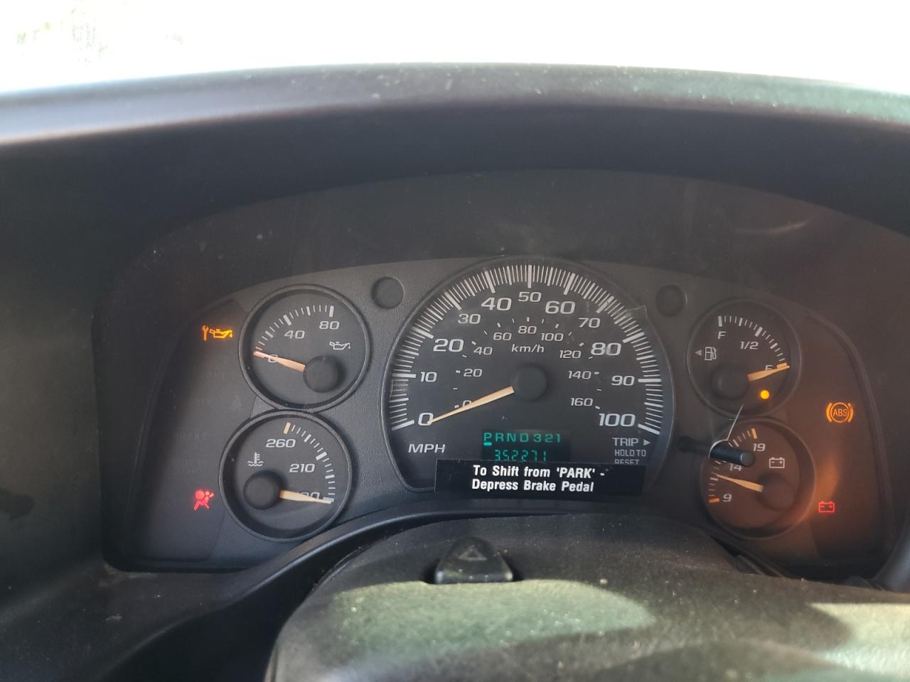 Lot #3274635902 2003 GMC SAVANA