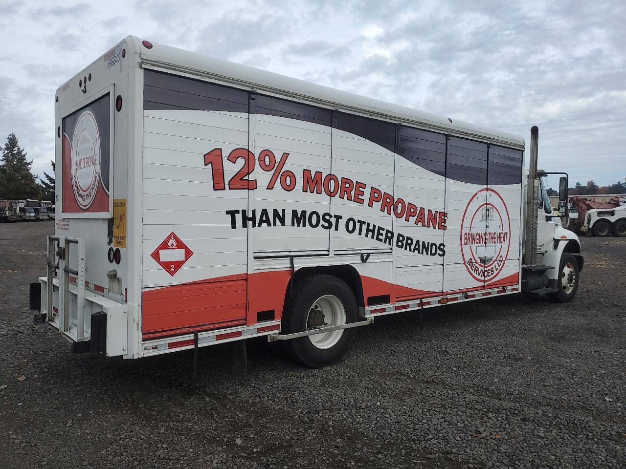 Lot #3278946050 2009 INTERNATIONAL 4300