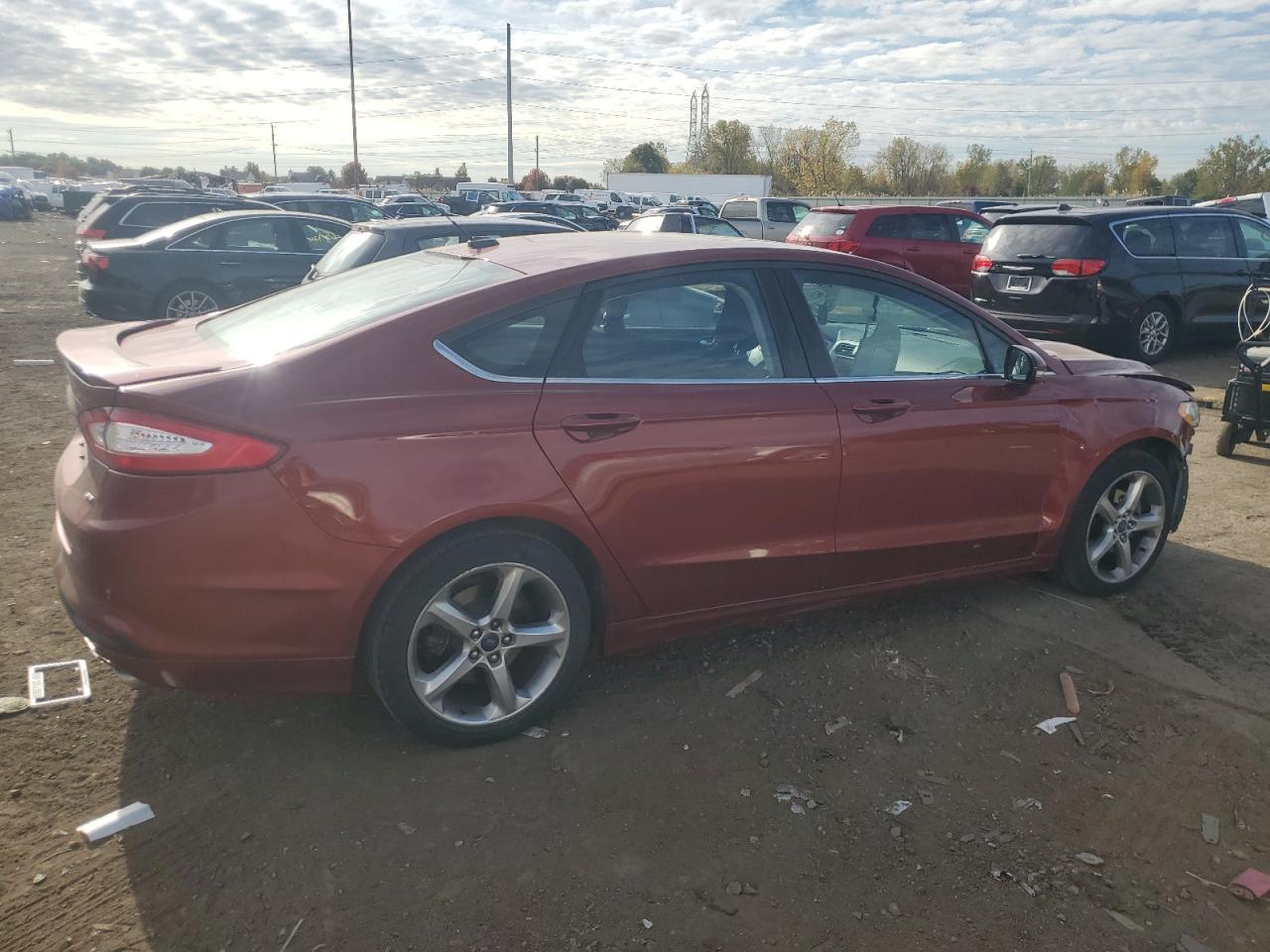FORD FUSION SE