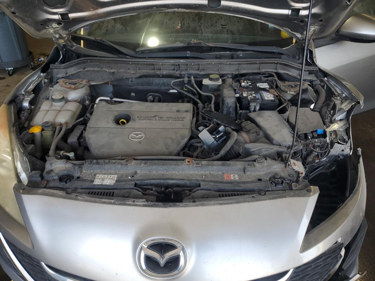 MAZDA 3 I