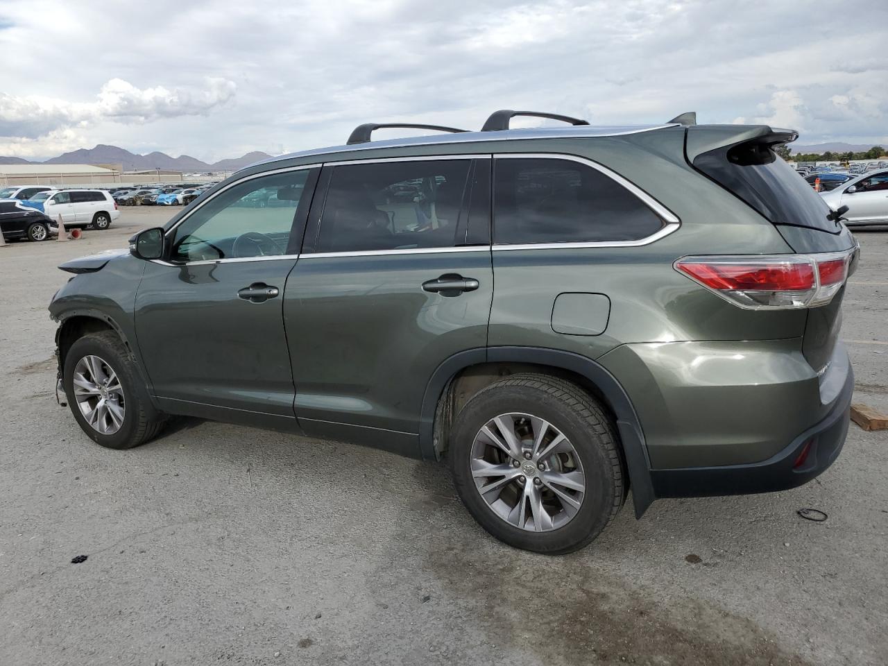 TOYOTA HIGHLANDER XLE