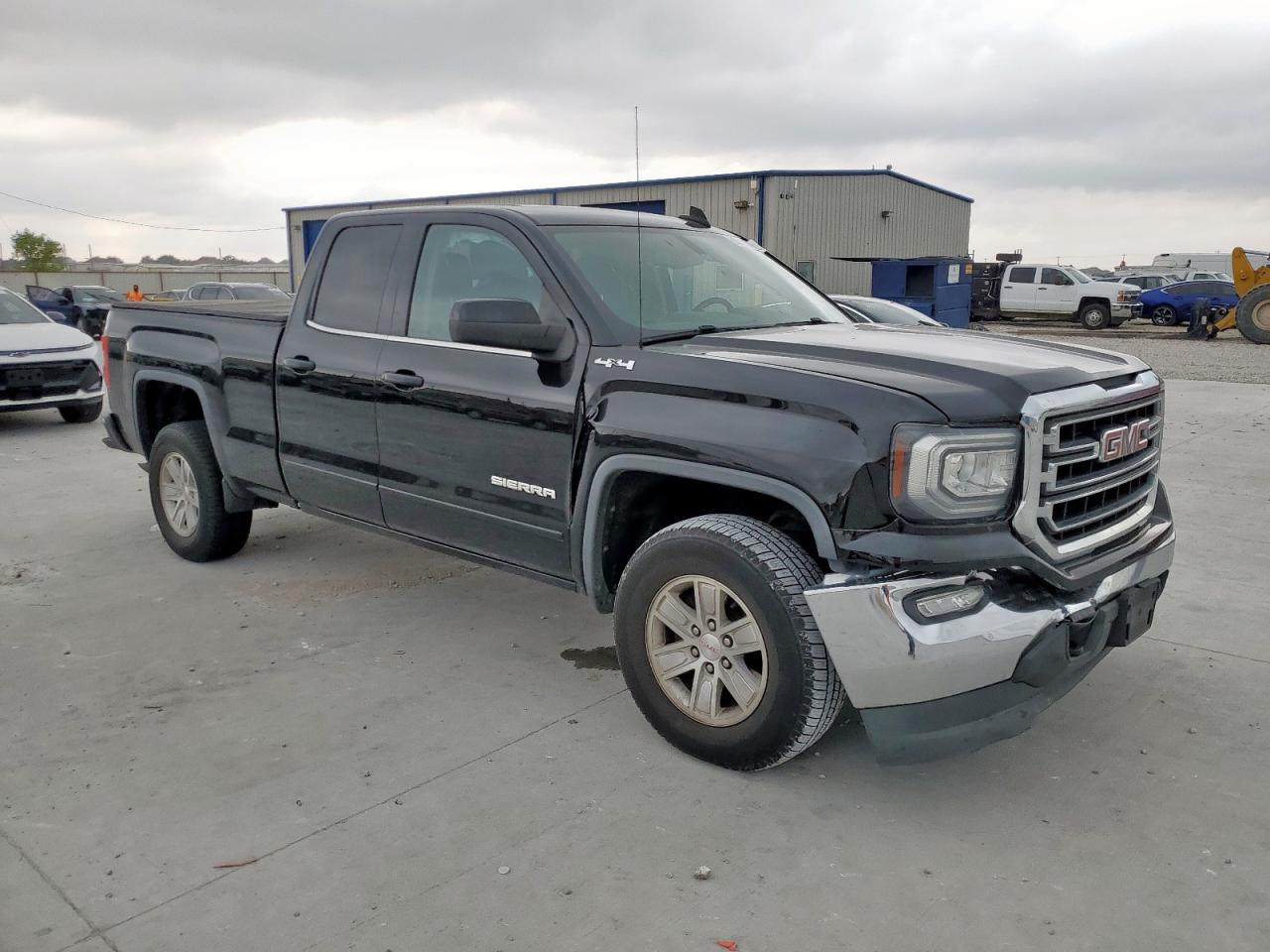 GMC SIERRA K1500 SLE