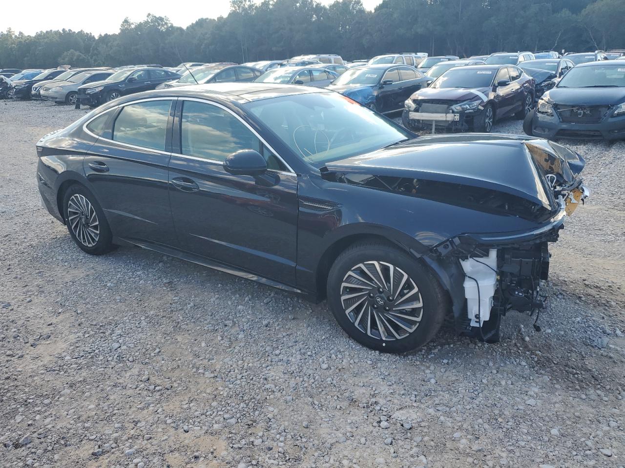 HYUNDAI SONATA HYBRID