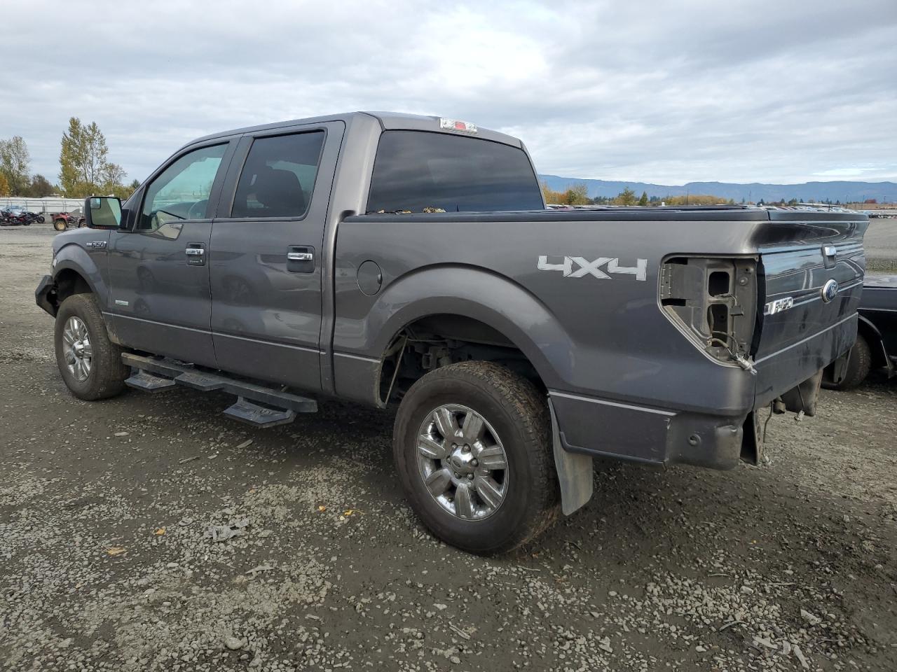 FORD F-150 SUPERCREW