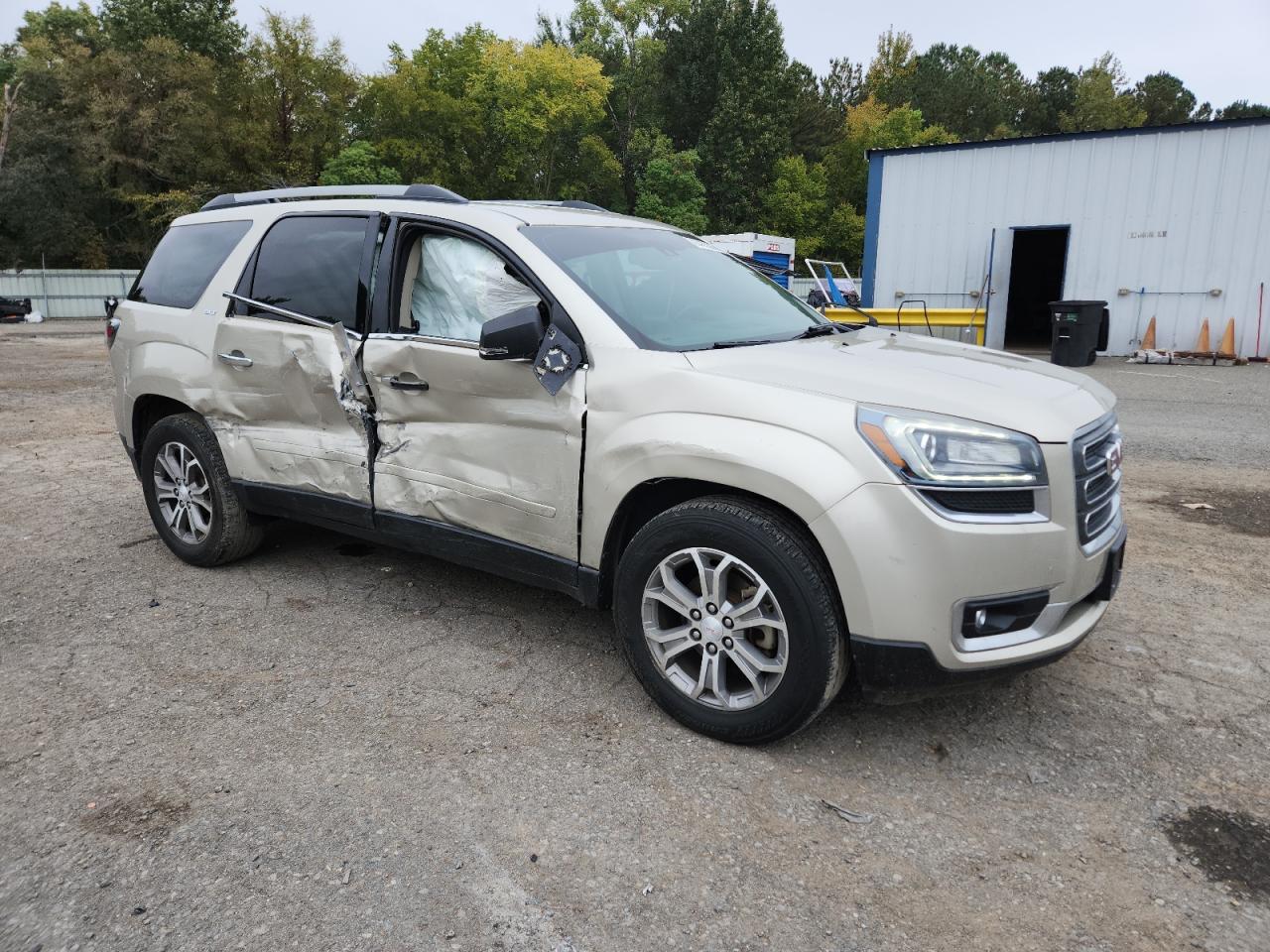 GMC ACADIA SLT-1