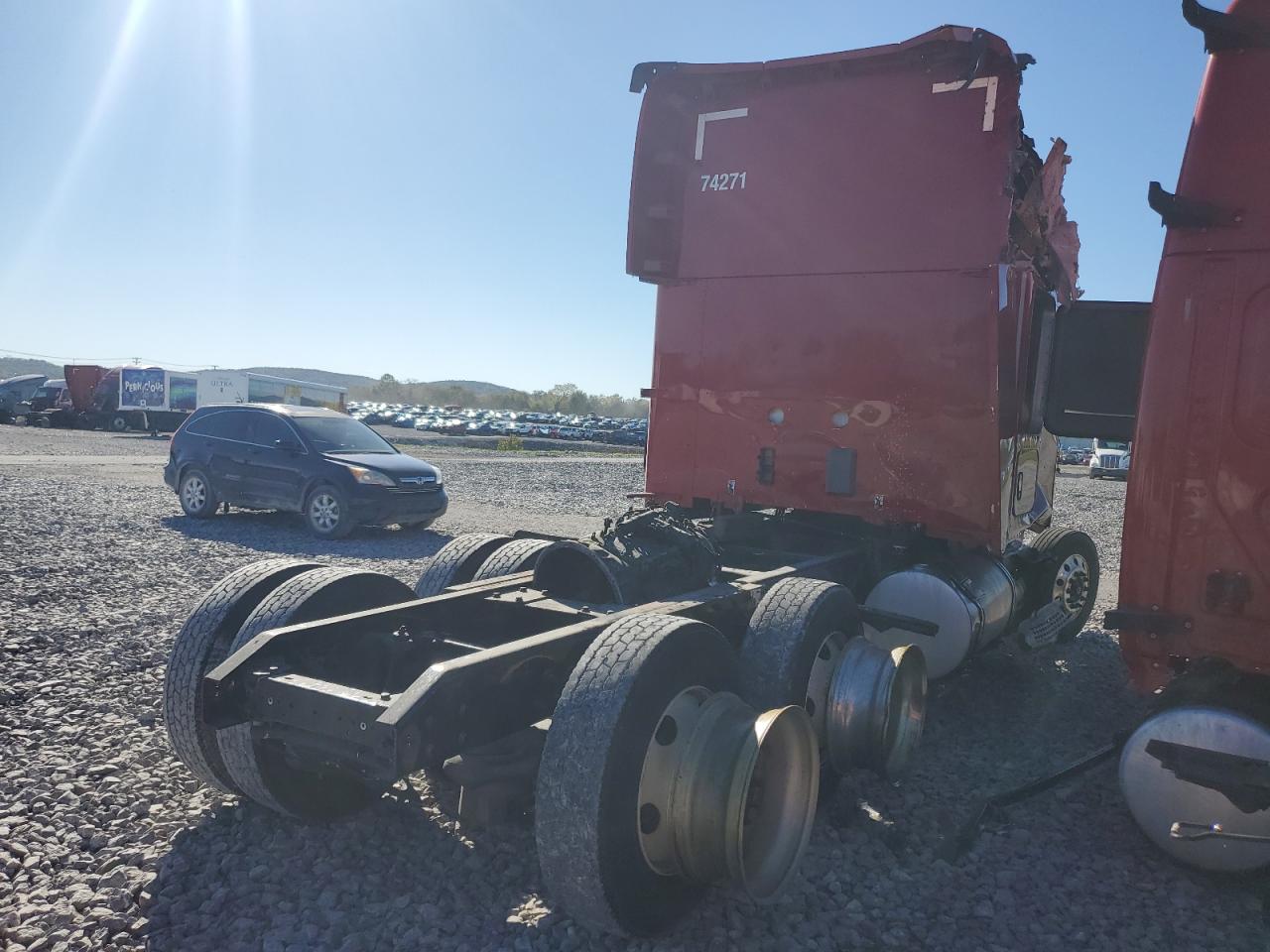 Lot #3279528244 2017 KENWORTH T680