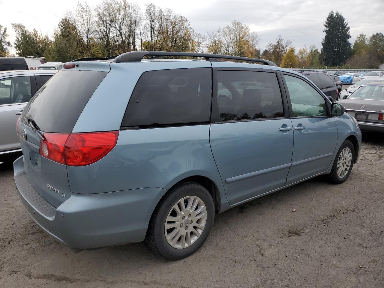 Lot #3292441679 2008 TOYOTA SIENNA CE