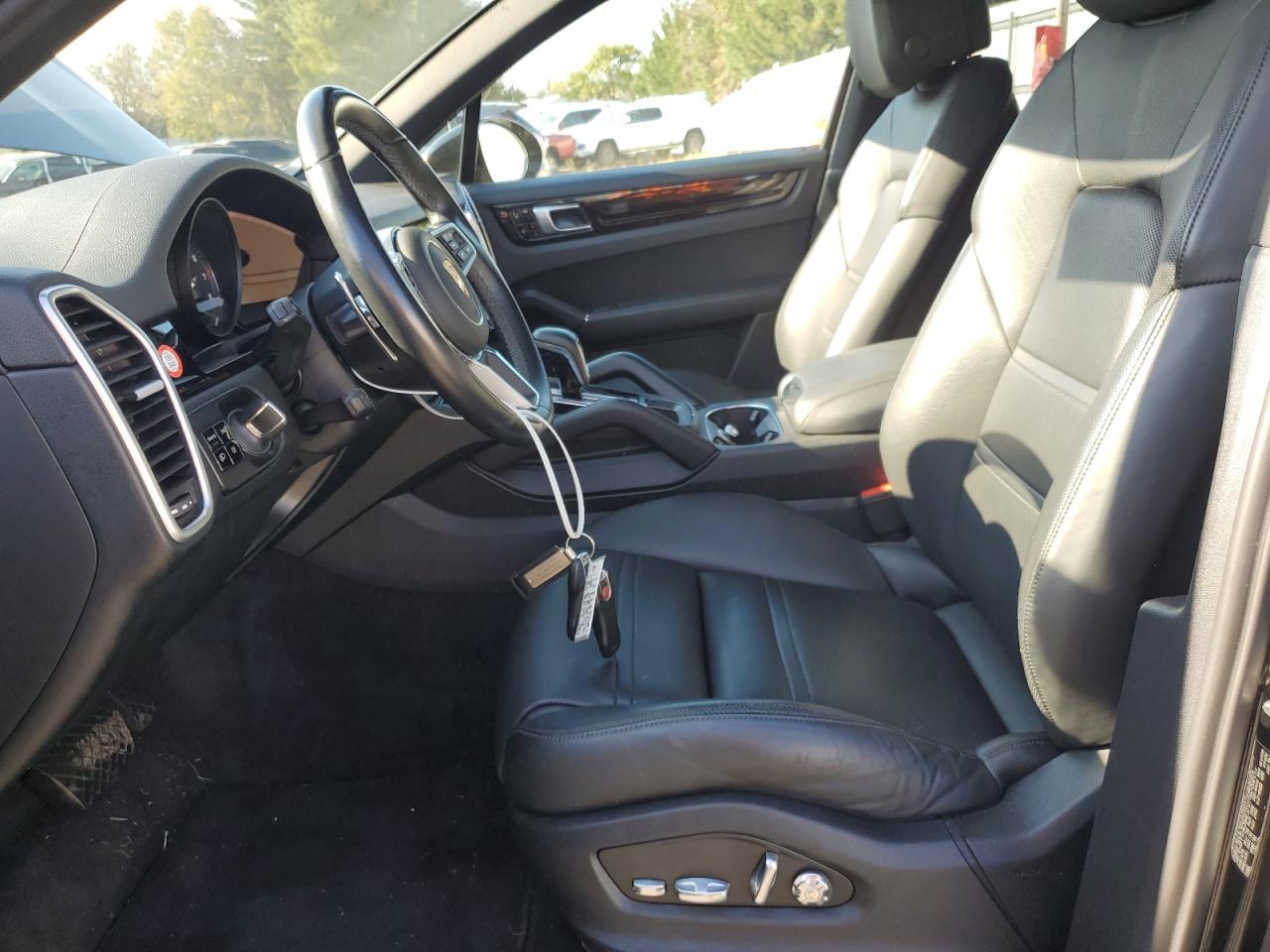 PORSCHE CAYENNE SE HYBRID