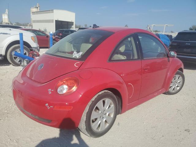 2010 VOLKSWAGEN NEW BEETLE - 3VWRG3AG9AM029721