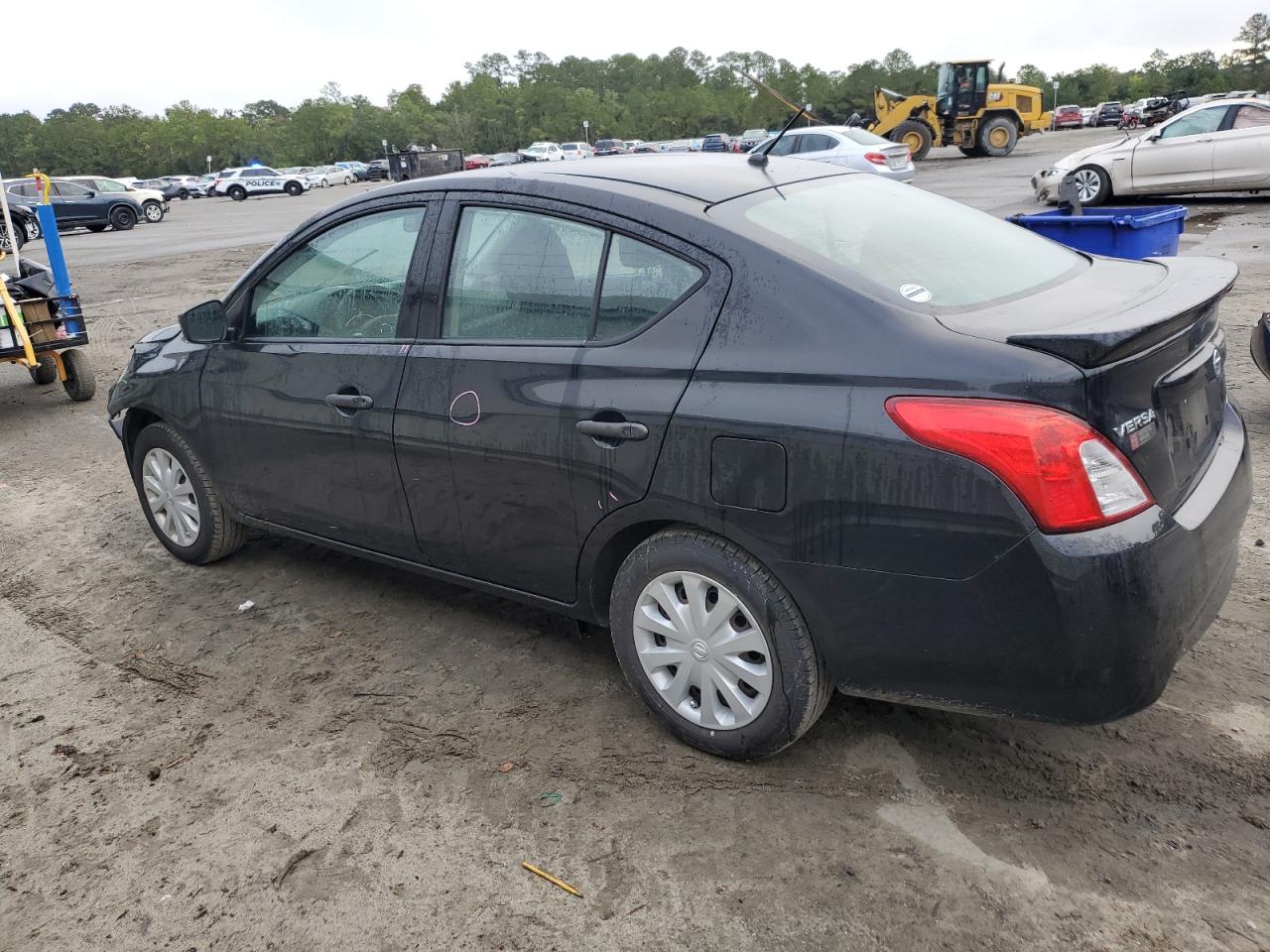 NISSAN VERSA S