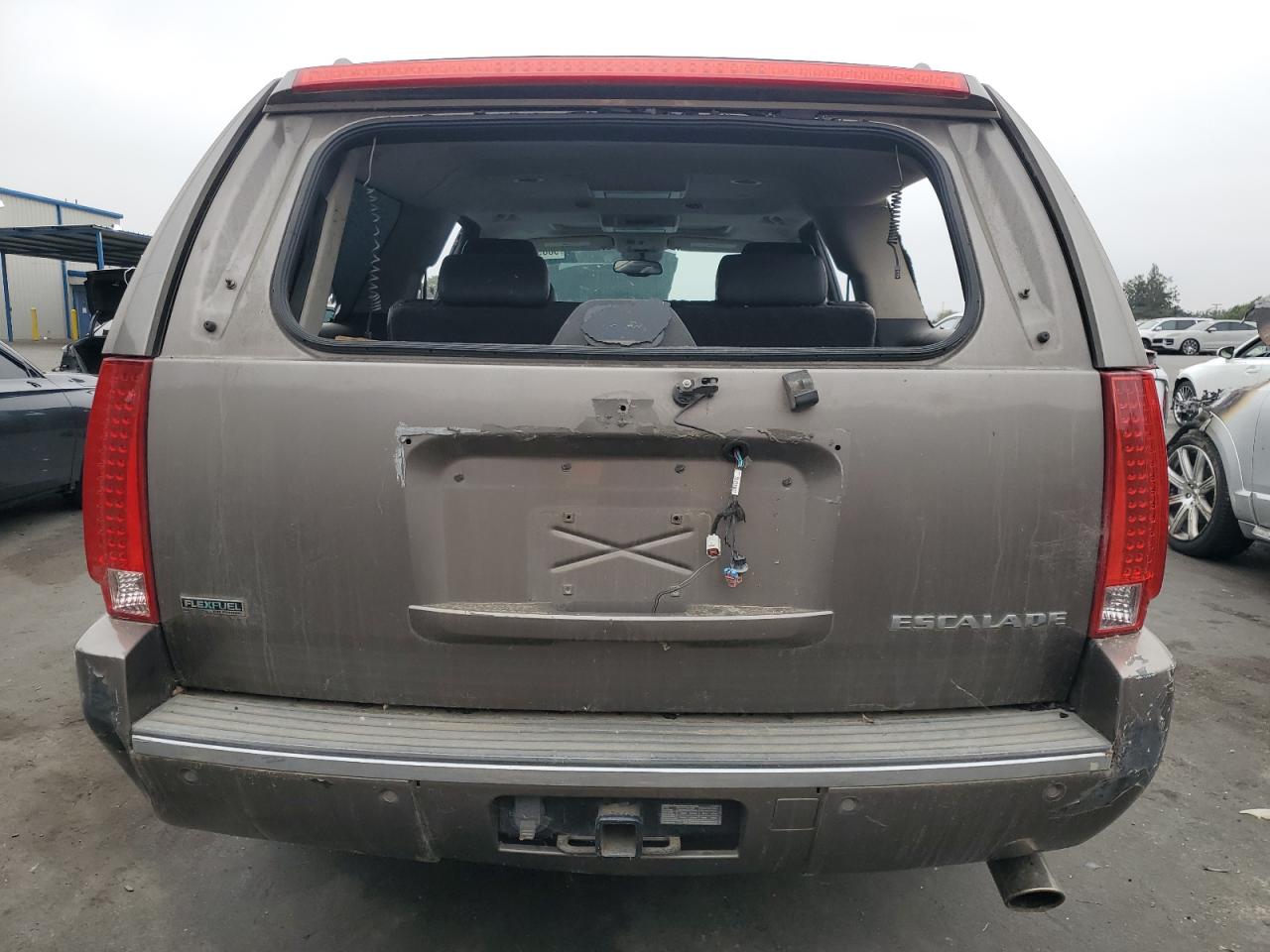 CADILLAC ESCALADE ESV PREMIUM