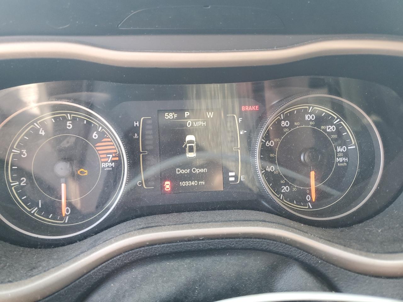 JEEP GRAND CHEROKEE SPORT