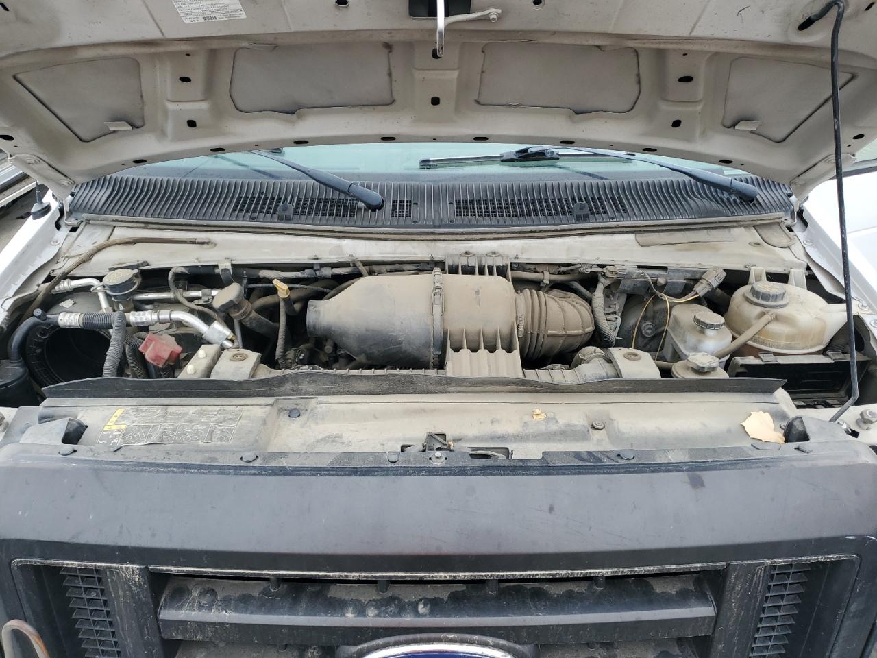 FORD ECONOLINE E250 VAN