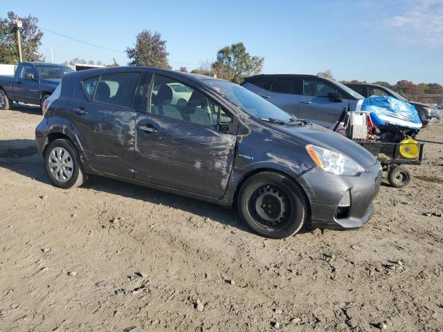 2014 TOYOTA PRIUS C - JTDKDTB30E1564481