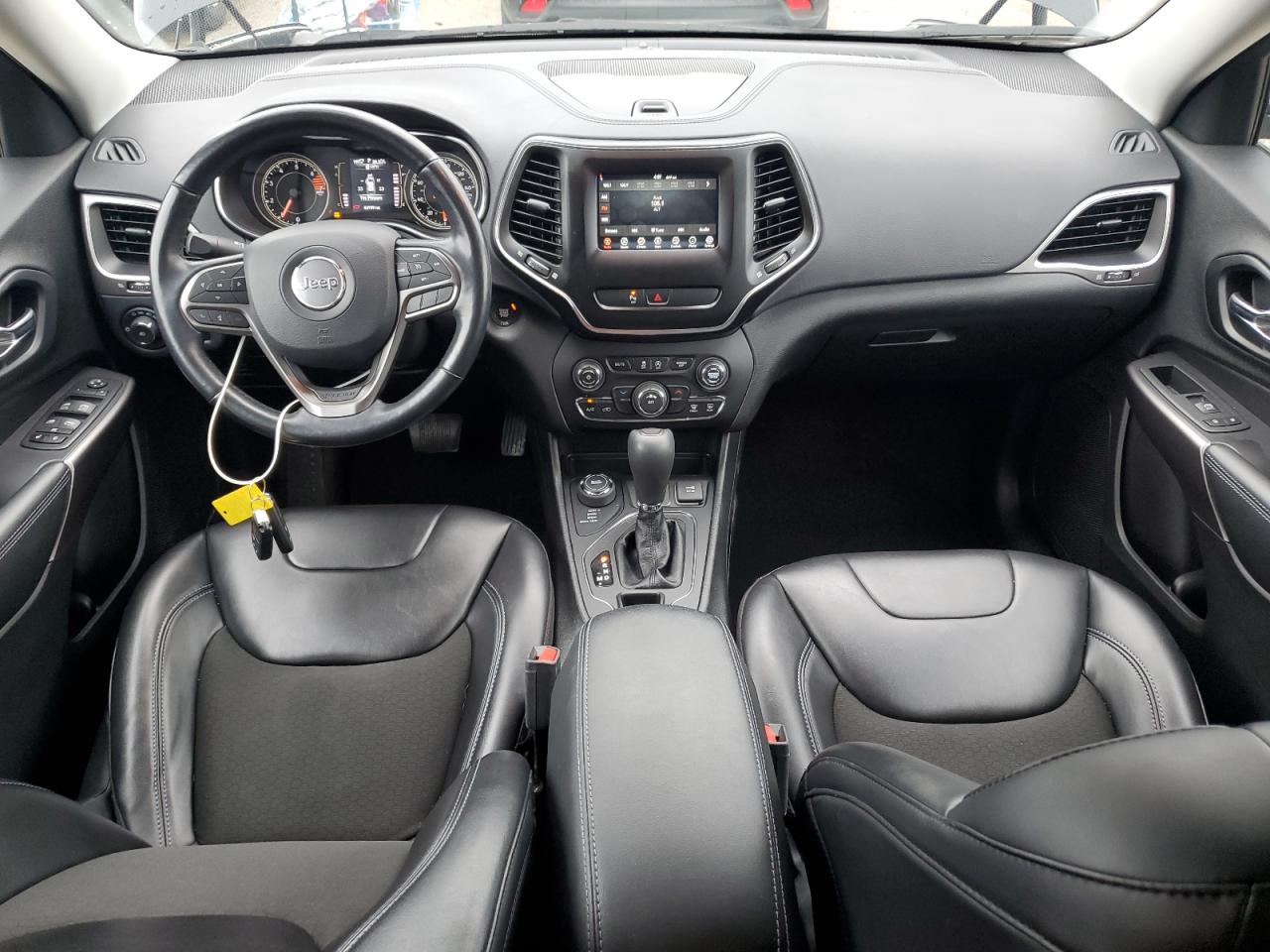 JEEP GRAND CHEROKEE LATITUDE PLUS