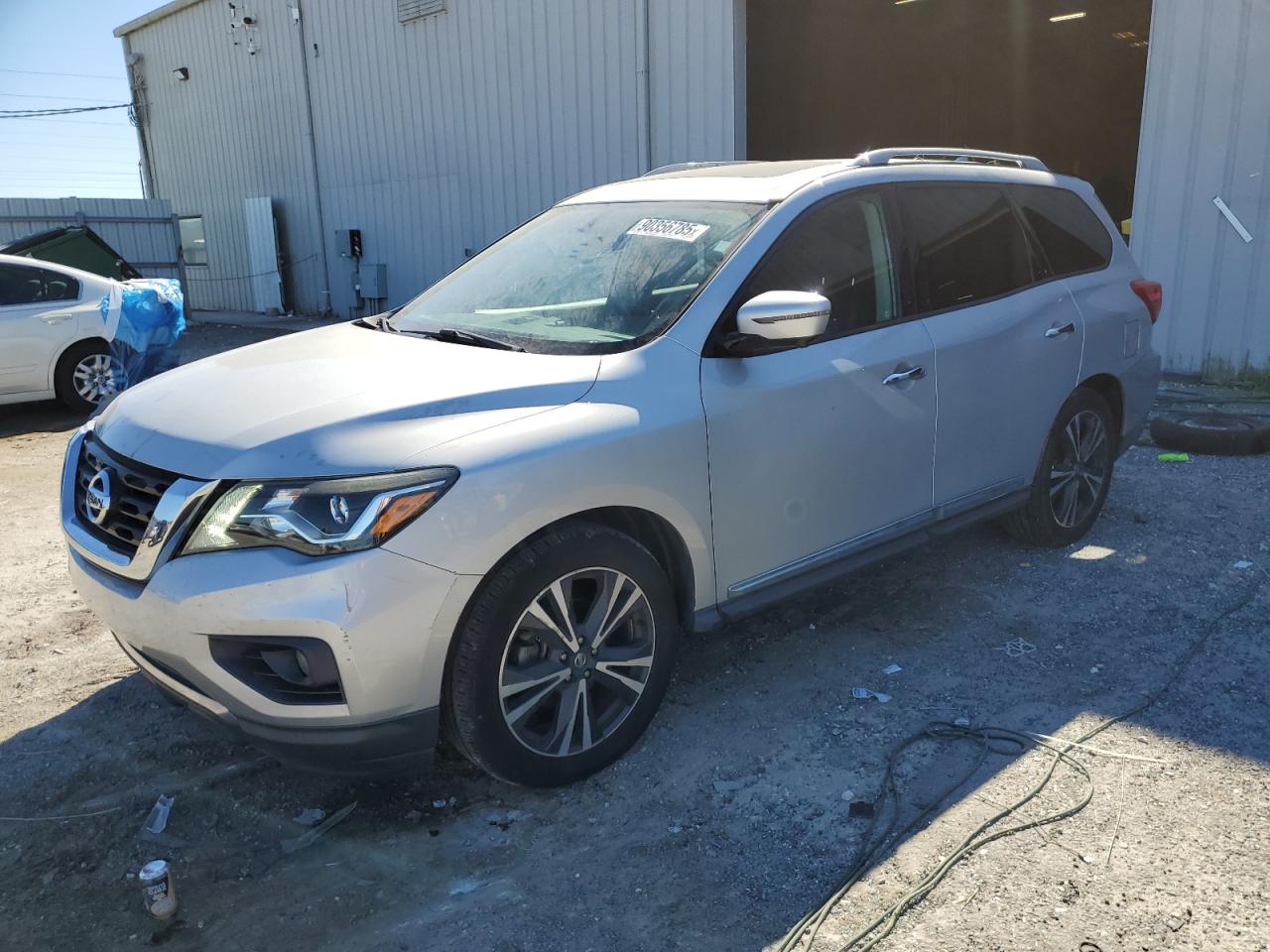 NISSAN PATHFINDER PLATINUM