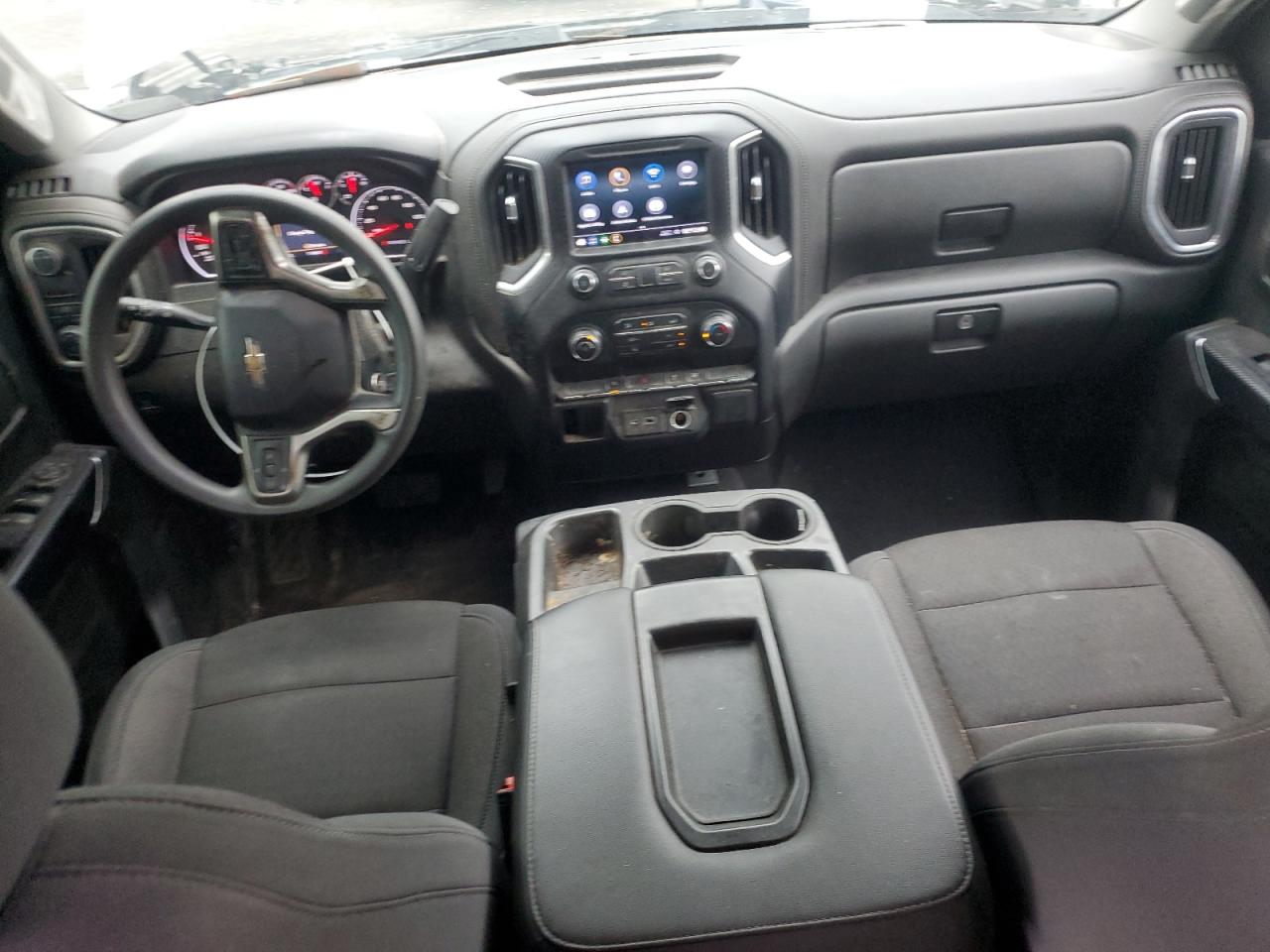 CHEVROLET SILVERADO C1500 LT